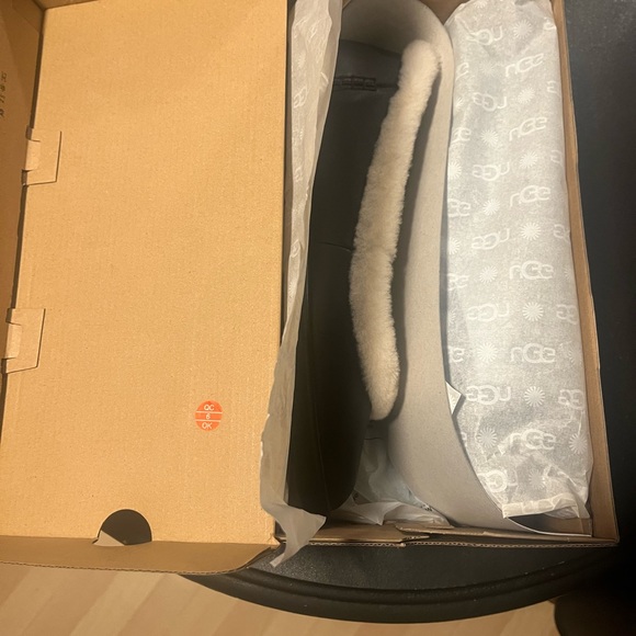 UGG Women's Zora Ballet Flats - Picture 8 of 10